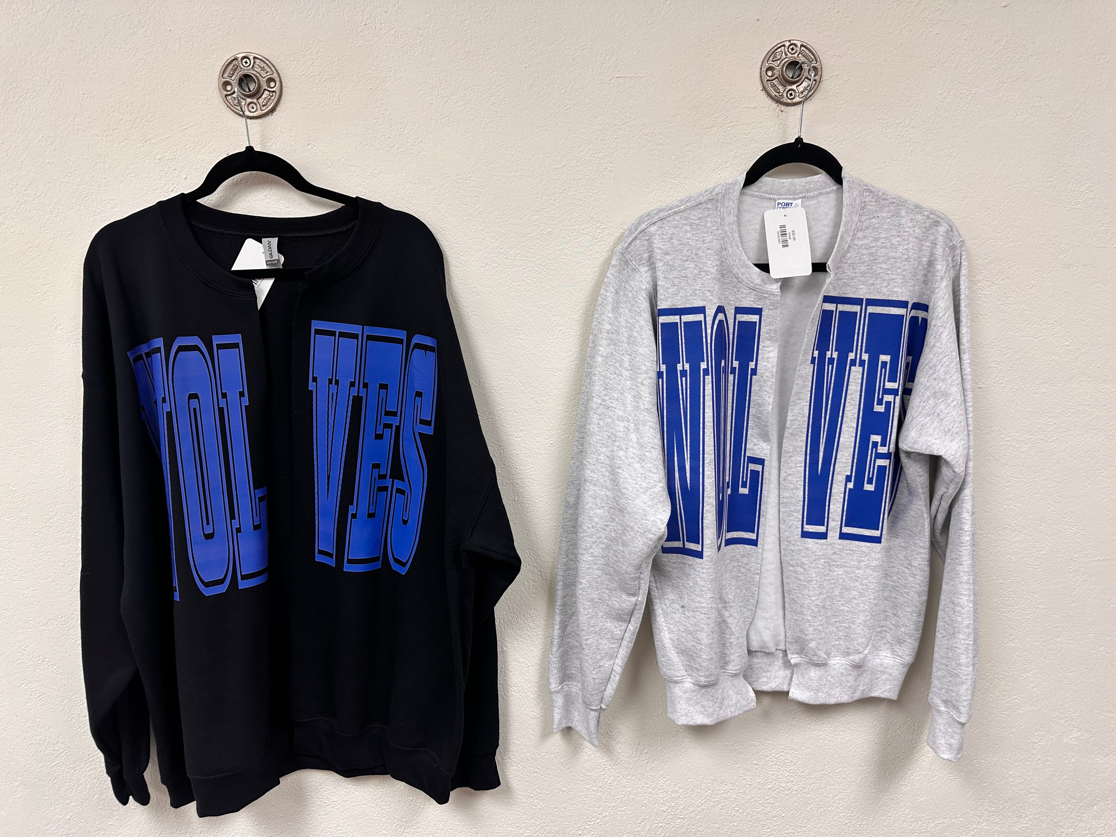 Viral Split Wolves Cardi- Two Colors