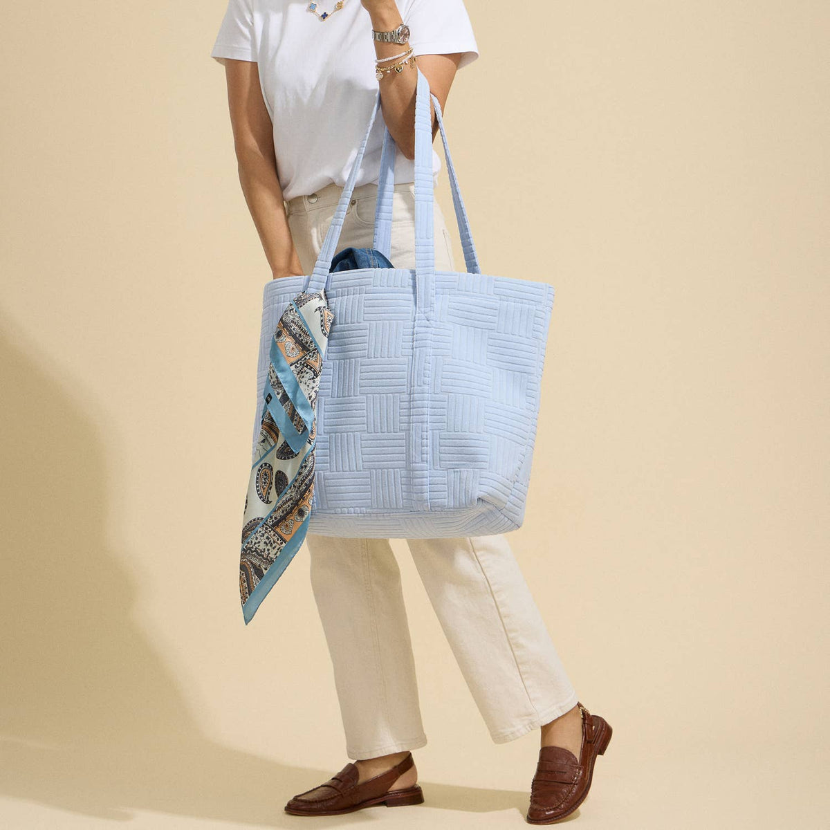 Grid Pattern Everyday Tote Bag: Blue