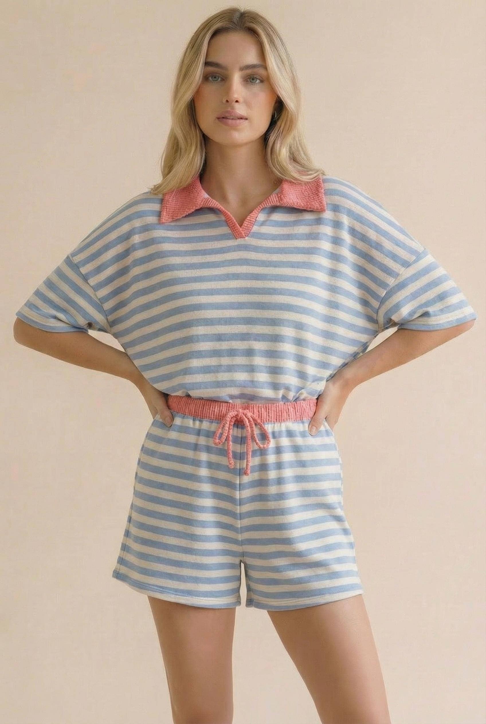 Stripe Color Block Loose Fit Lounge Wear Set
: Light Blue/Coral
