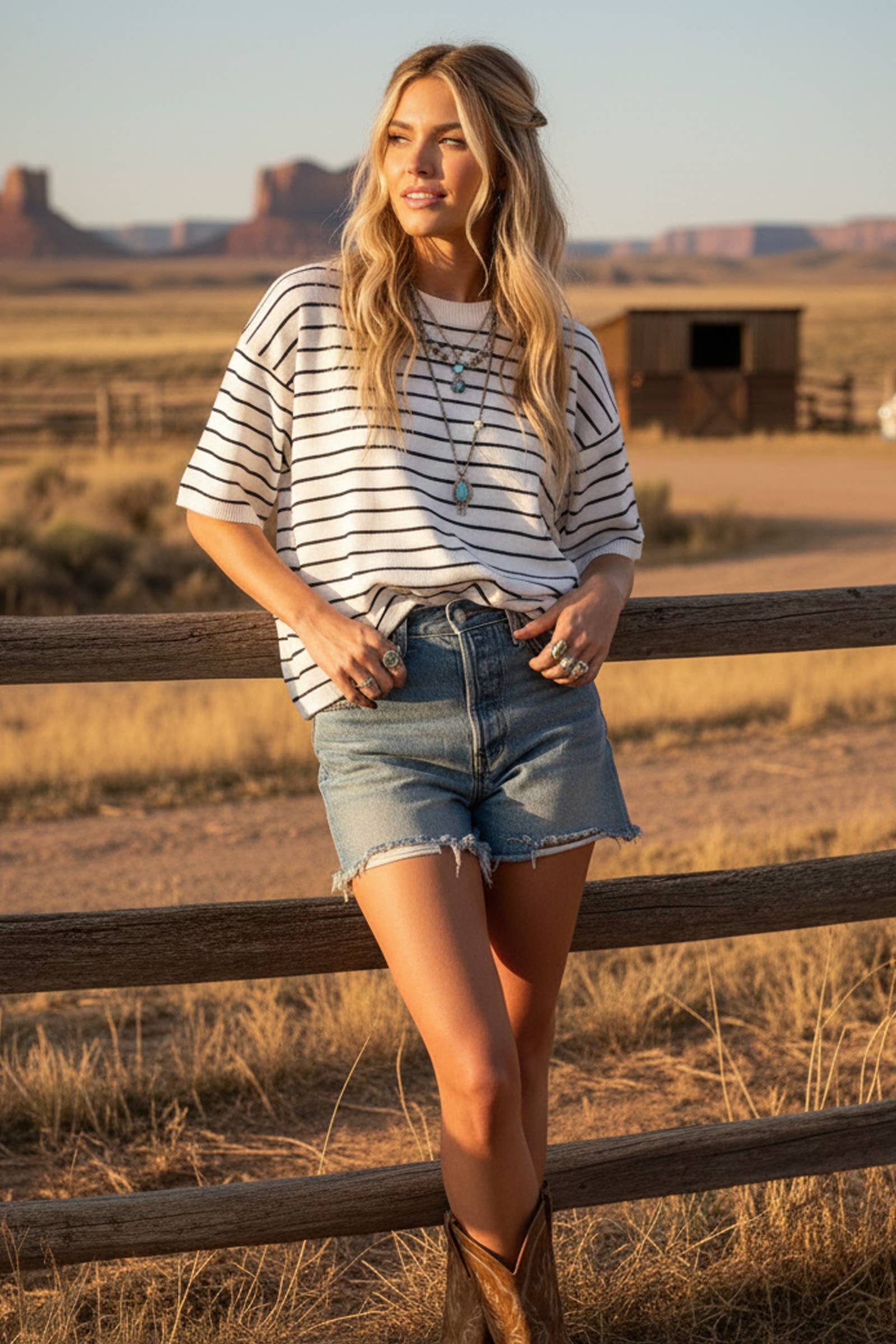Striped Knit Short Sleeve Top: TAUPE/WHITE