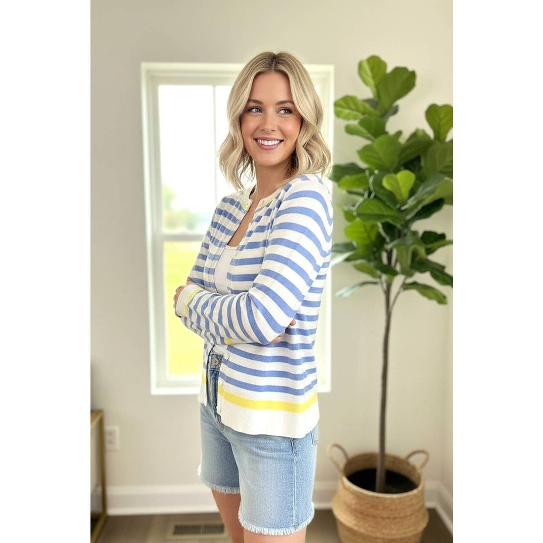 BUTTON DOWN STRIPED CARDIGAN: CHAMBRAY