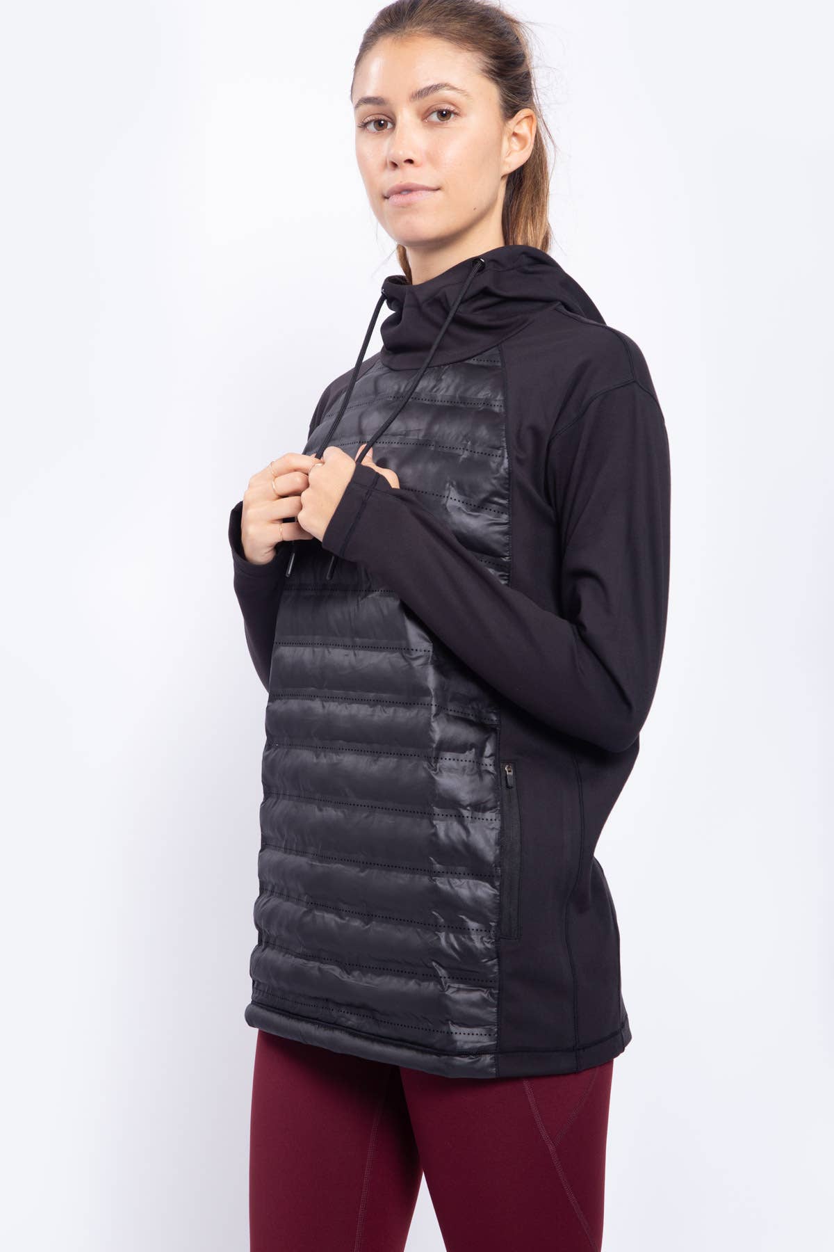 Quilted Front Hoodie Pullover/ BLACK