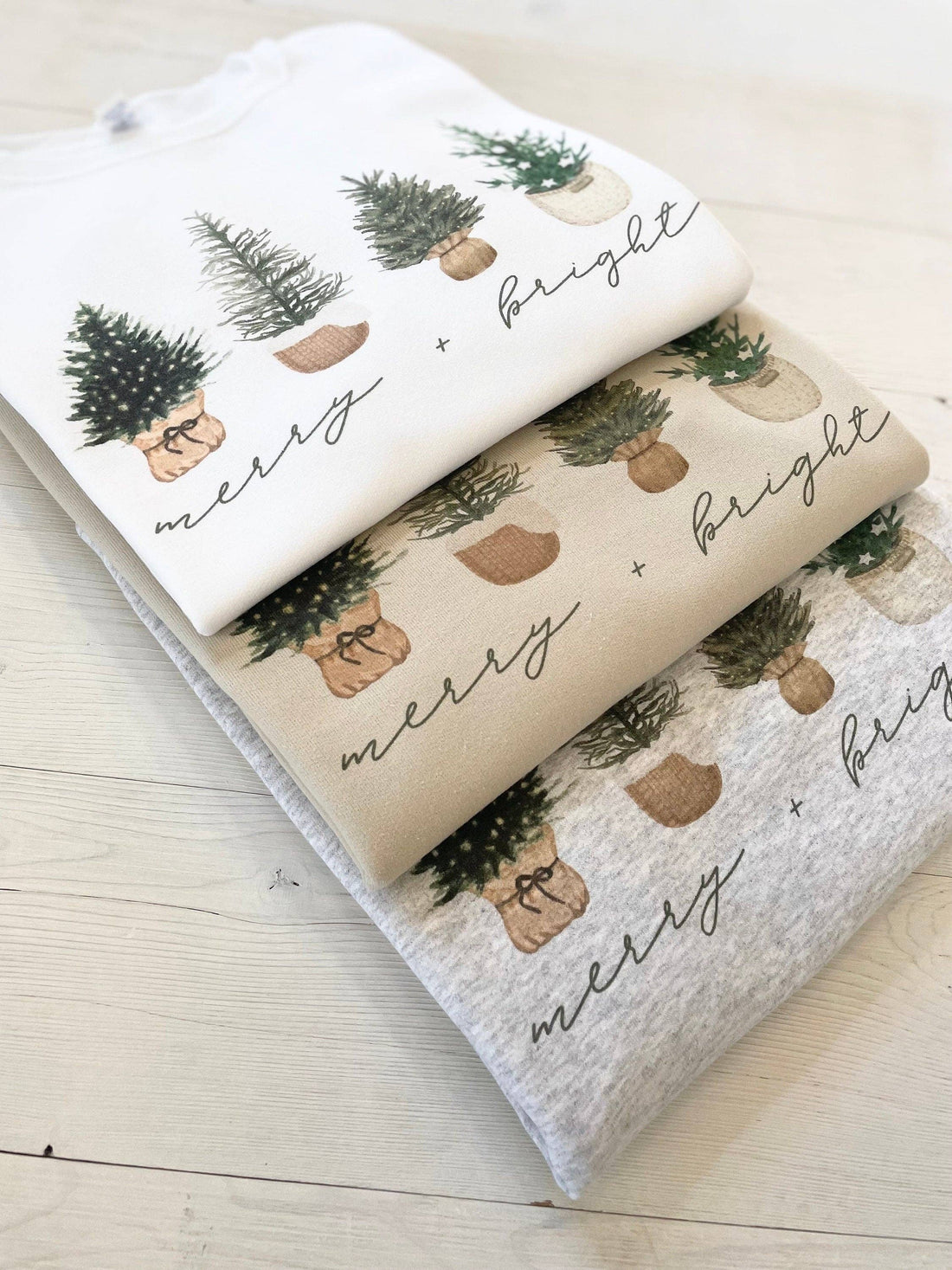 Four Basket Tree Womens Christmas Sweatshirt: Light Gray / XXL