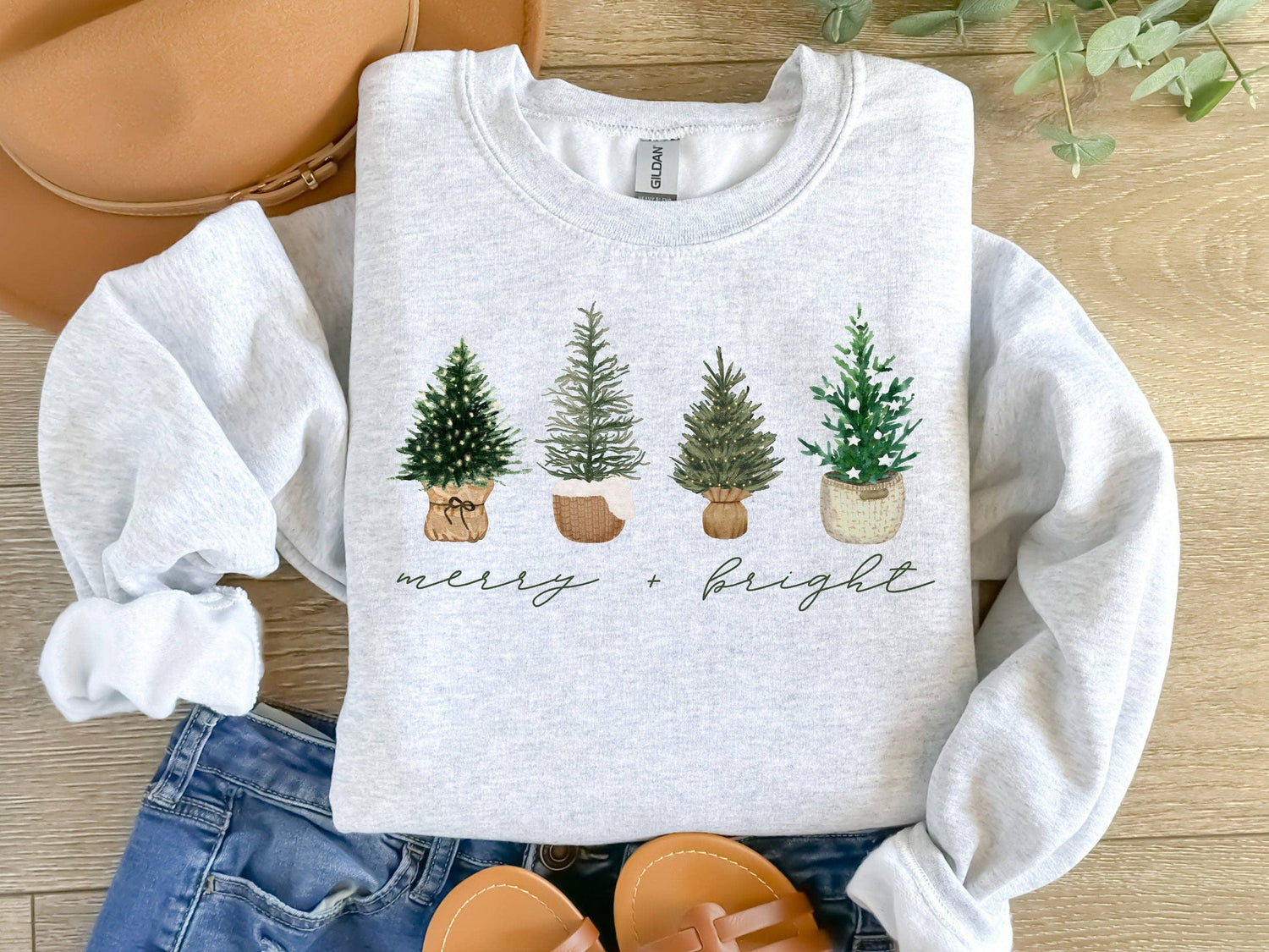 Four Basket Tree Womens Christmas Sweatshirt: Light Gray / XXL