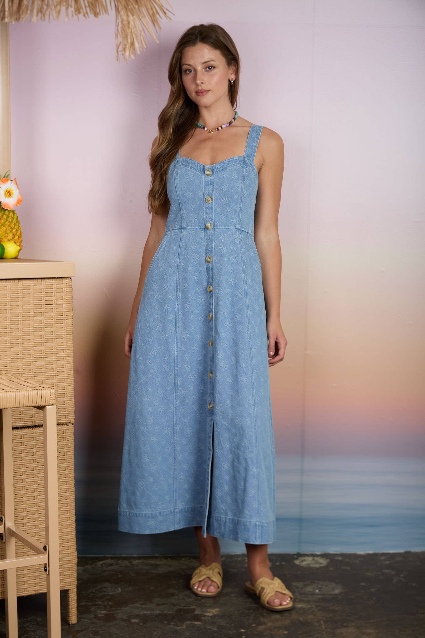 FLORAL DENIM JACQUARD SWEETHEART MIDI DRESS : LIGHT DENIM