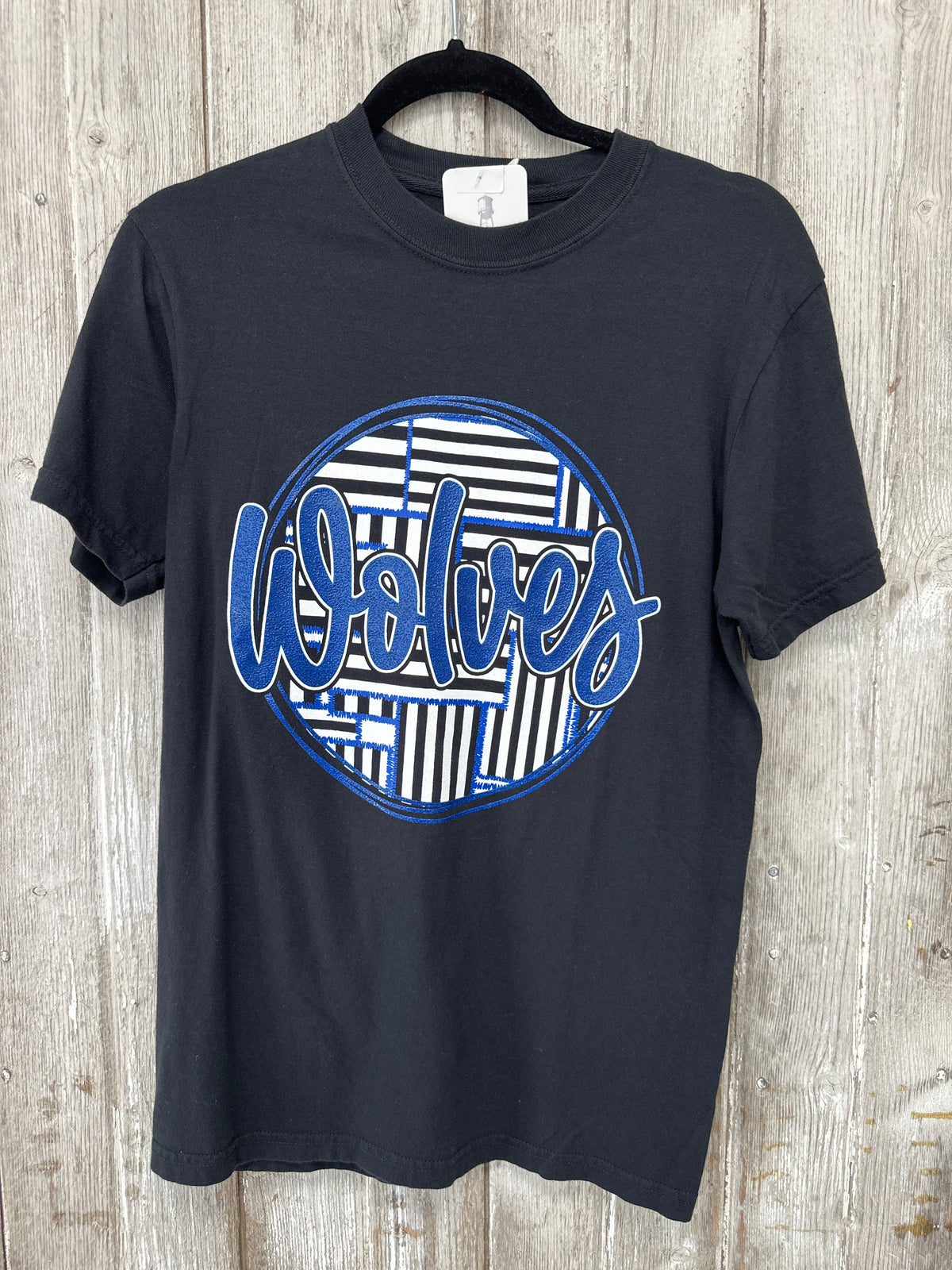 Wolves tee glitter