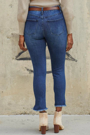 Curvy Fit Slanted Ankle Jeans