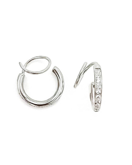 Elga Diamond Twist Hoop Earrings || Silver